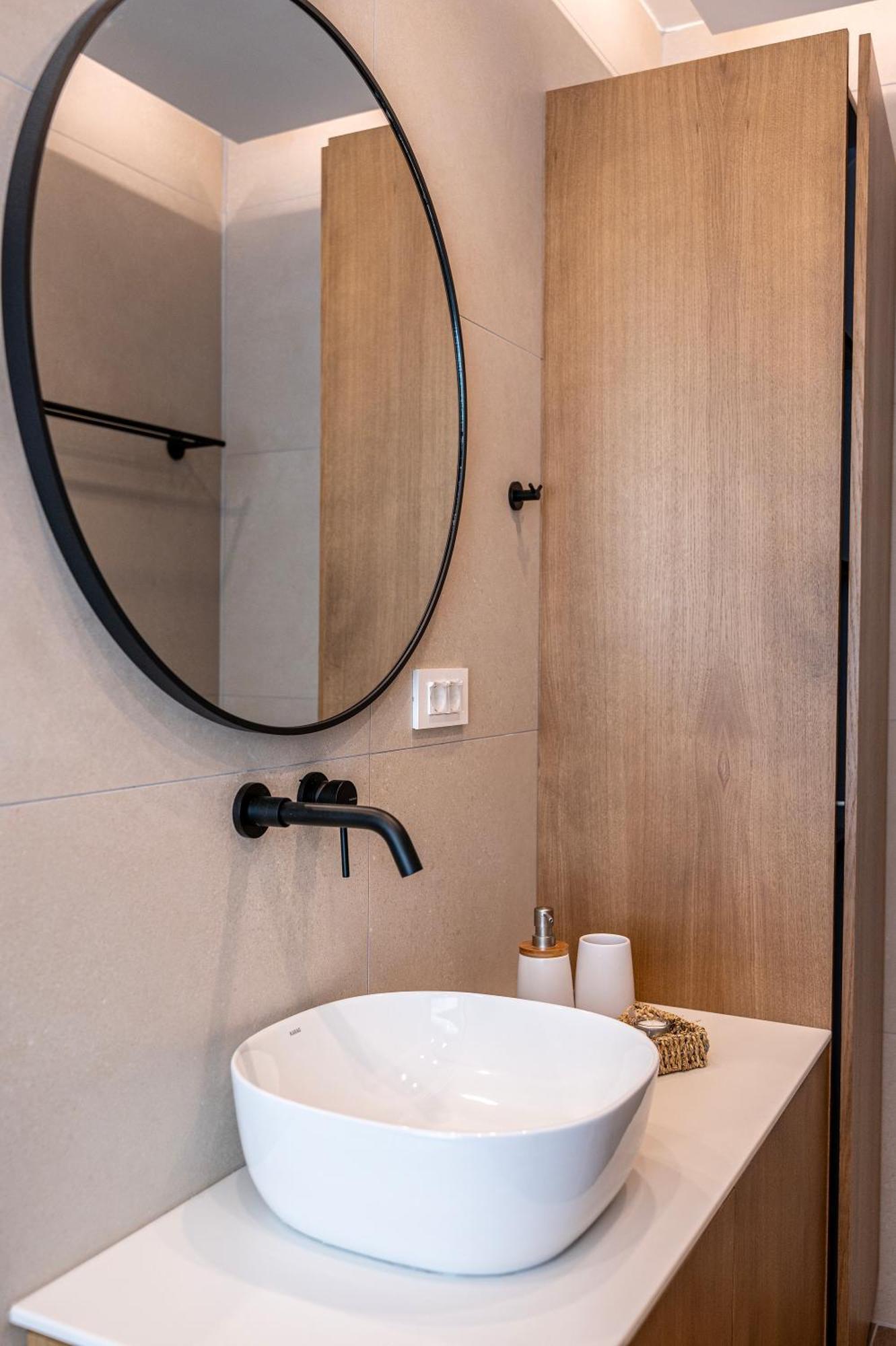 Spacious & Luxe 3Br Downtown 1Min To Beach Koszalin Eksteriør bilde